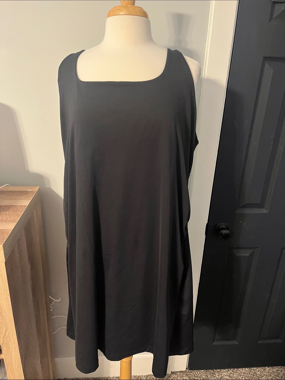 Old Navy Maternity Black Sleeveless Athleisure dress